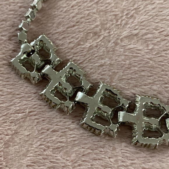 Beautiful Rhinestone Necklace (Final Price) - Picture 6 of 9